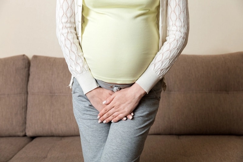 Mẹ viêm âm đạo gây nguy cơ lây nhiễm virus, vi khuẩn, nấm cho con khi sinh