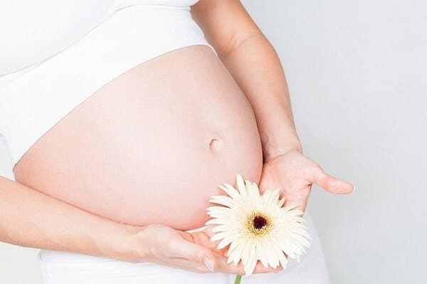 Để tránh bị nấm âm đạo khi mang thai 3 tháng đầu cần vệ sinh vùng kín nhẹ nhàng và cẩn thận